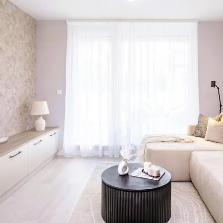 Buda Side Luxury 1-2 * Budapest